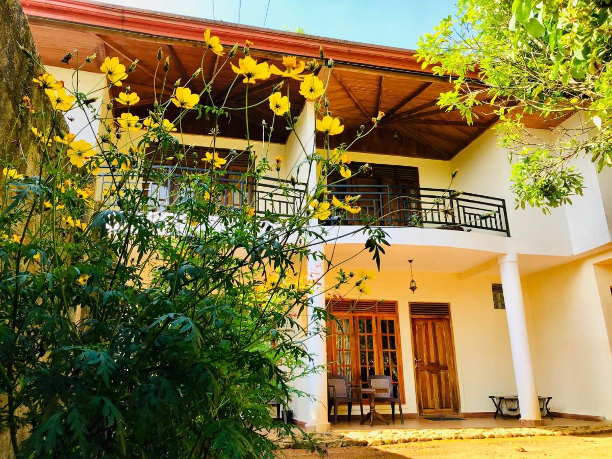 Hotel Mango Tree Nearest Adam'S Peak Nallathanniya Exterior photo
